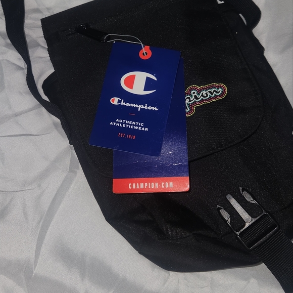 Champion Black & Gray Travel Bag, Crossbody Bag and Slides Shoe 10M - Picture 2 of 6